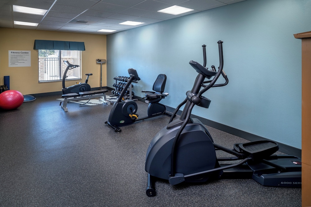 holiday inn express and suites lebanon by ihg