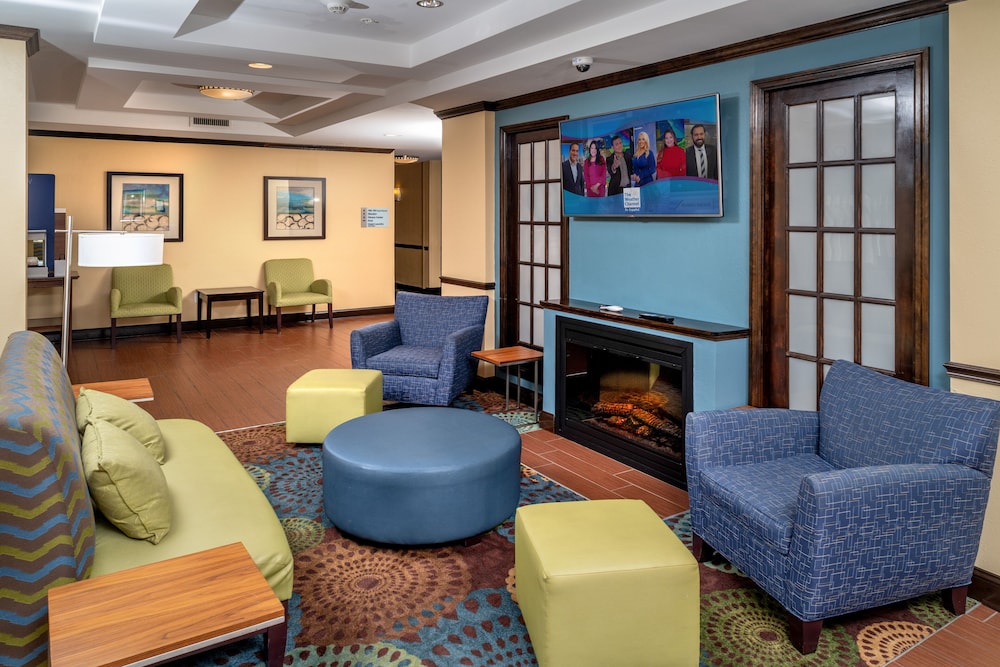 holiday inn express and suites lebanon by ihg
