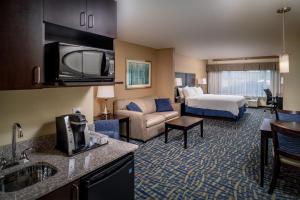 holiday inn express and suites lebanon by ihg