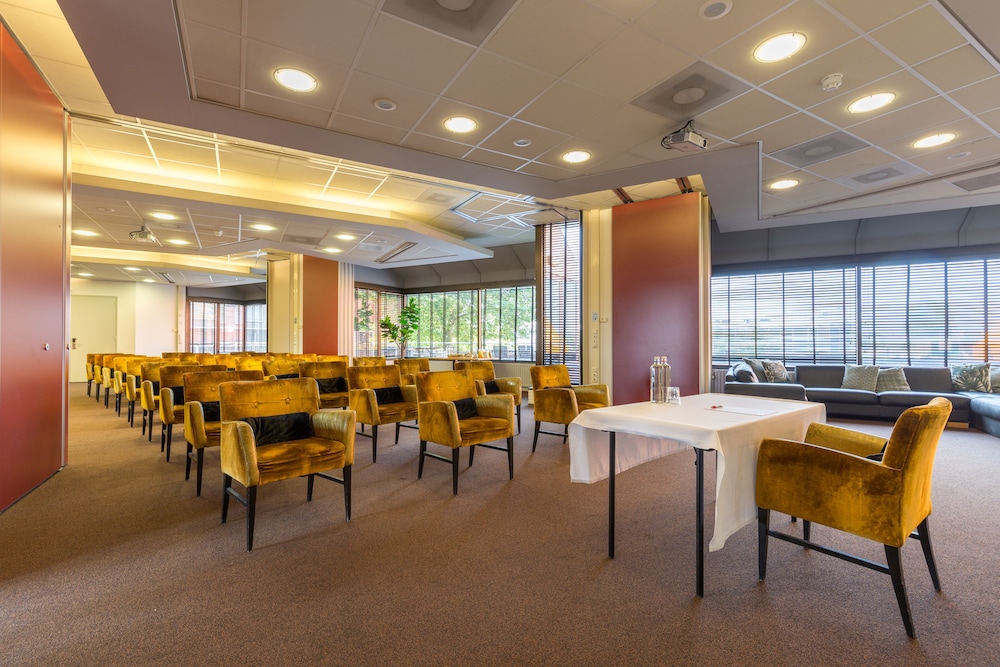 leonardo hotel lelystad city center