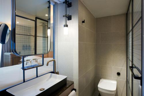 sheraton hong kong hotel and towers