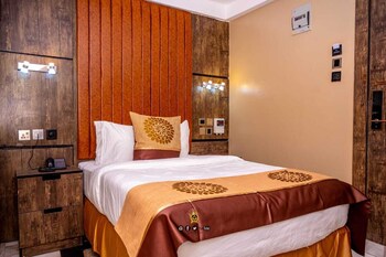 joker hotel and suite