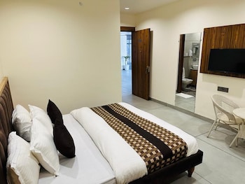 Hotel Bleu Ville,,2 star