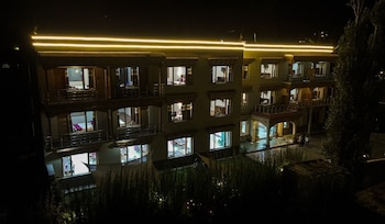 hotel capital city ladakh