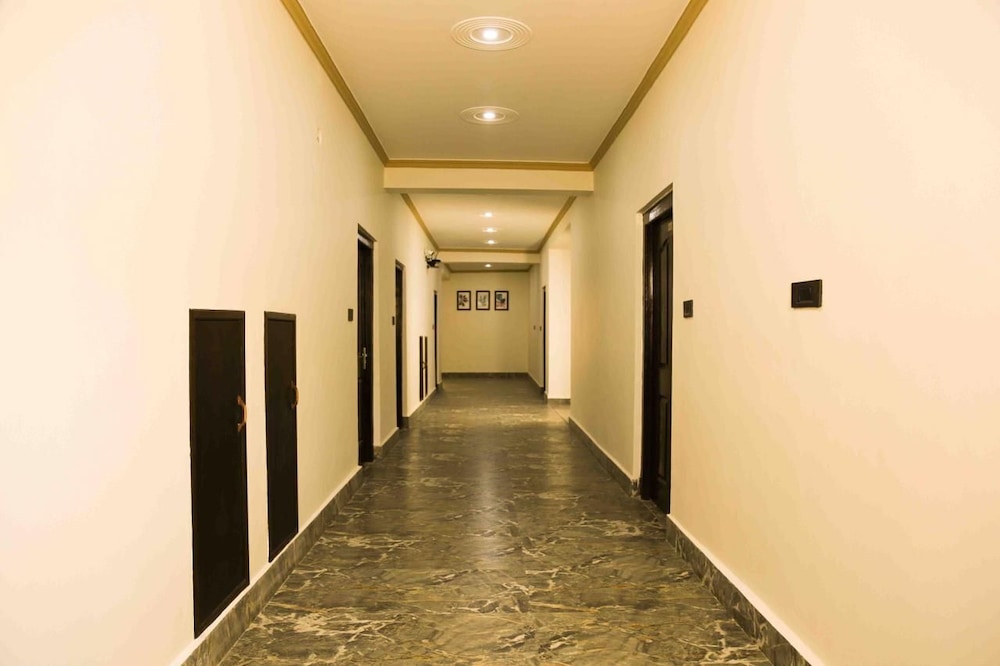 hotel capital city ladakh