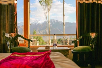 hotel capital city ladakh