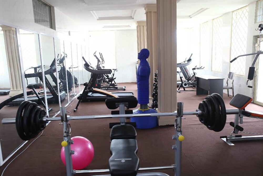 mo house hotel and event center