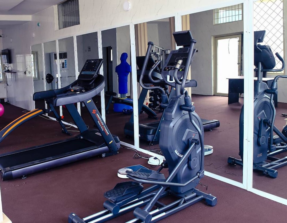 mo house hotel and event center