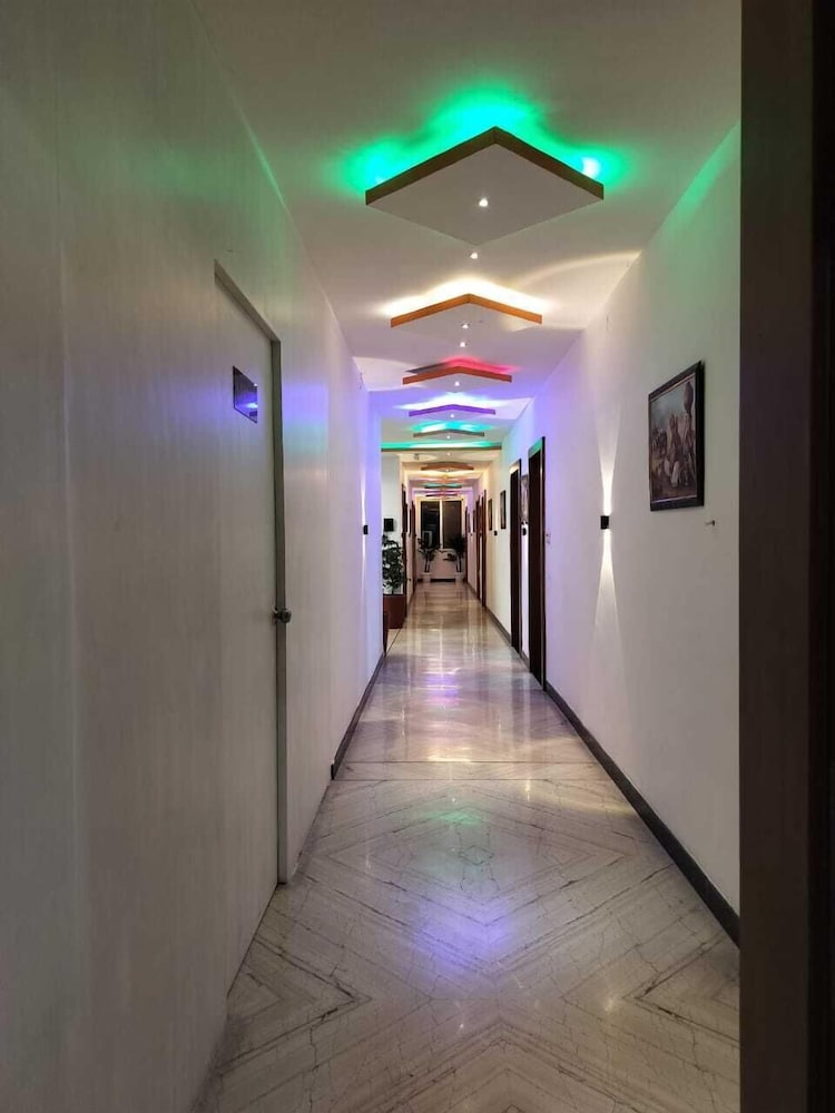 hotel brij palace and restaurant