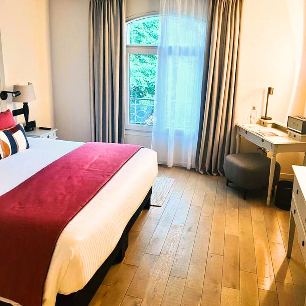 hostellerie cedre and spa beaune