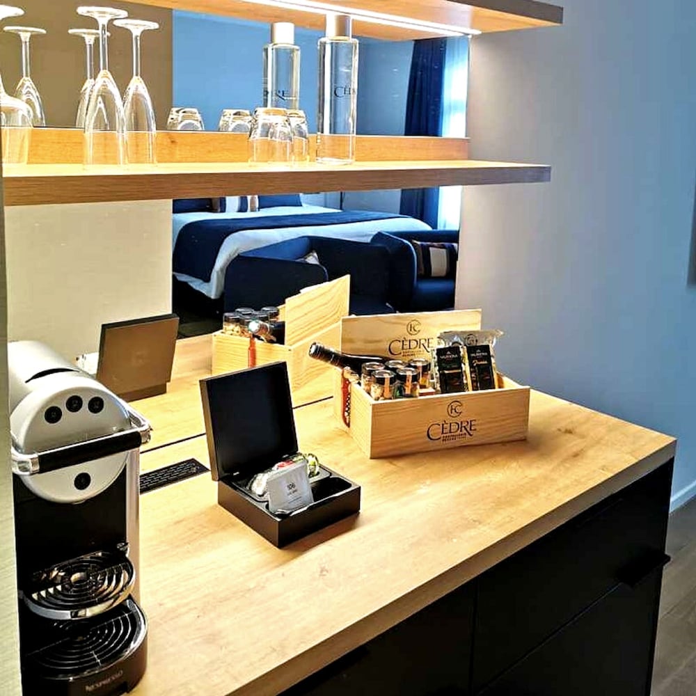 hostellerie cedre and spa beaune