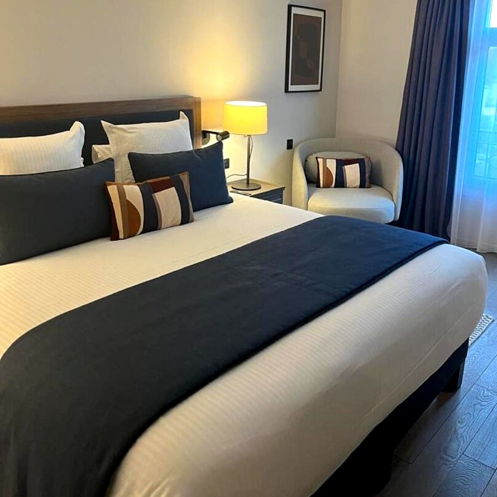 hostellerie cedre and spa beaune