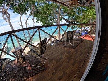freedom beach hotel