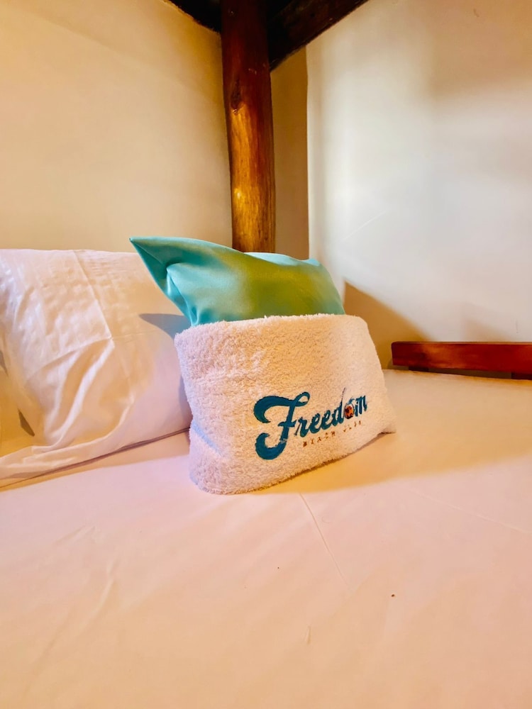 freedom beach hotel
