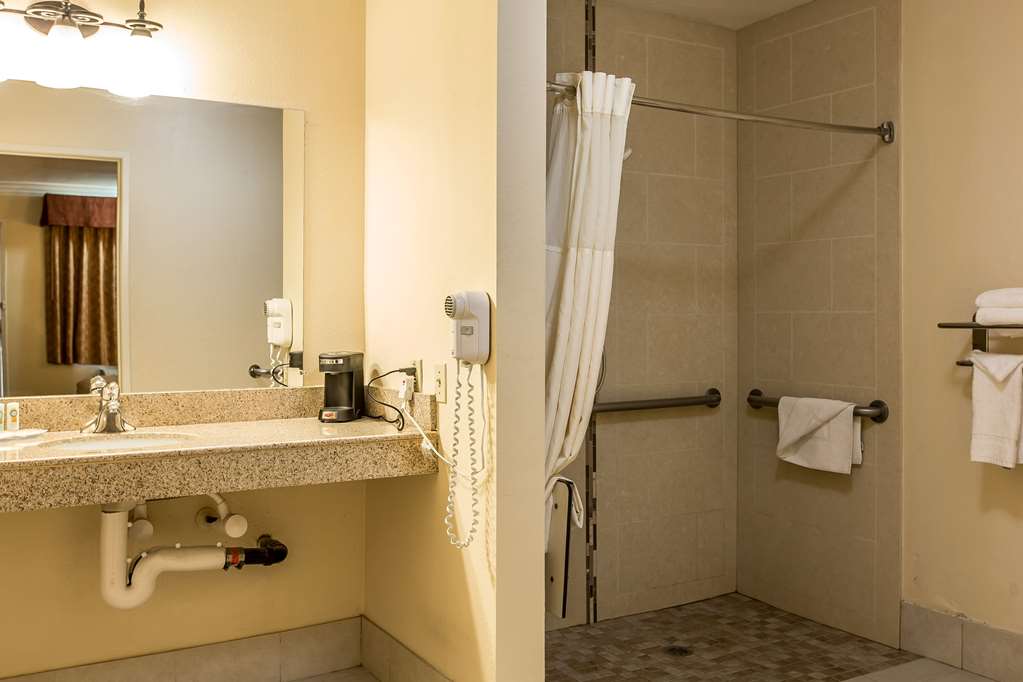 quality inn lake elsinore i 15
