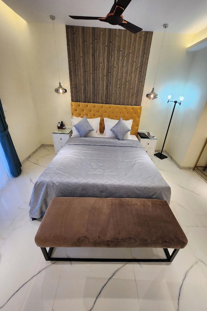 hotel southgate goa