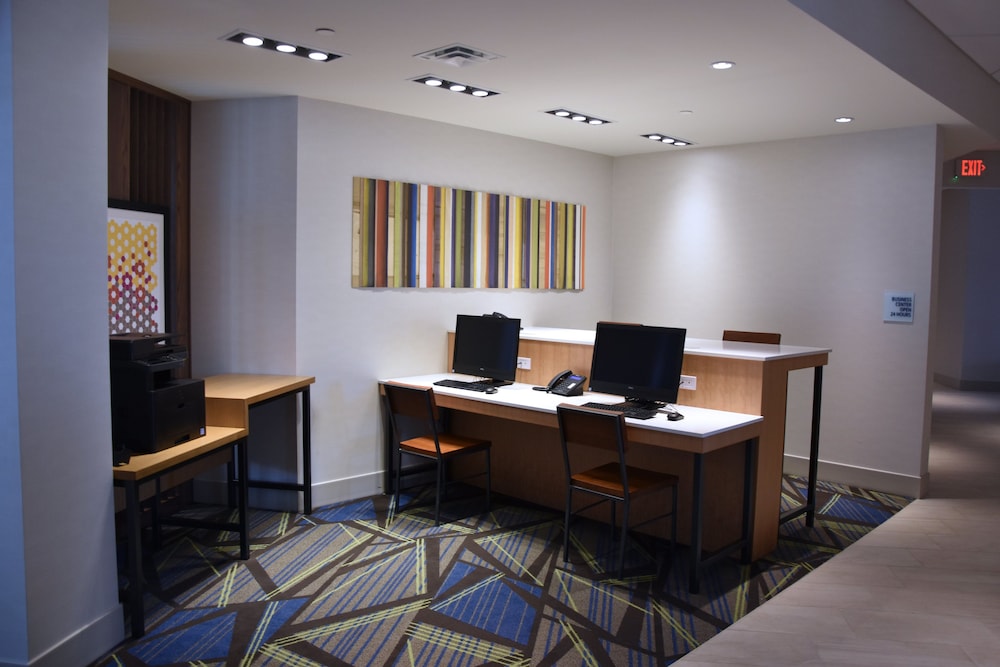 holiday inn express and suites johnstown by ihg