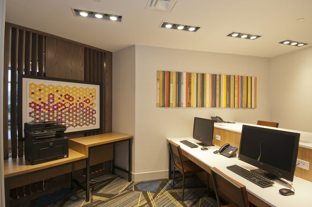 holiday inn express and suites johnstown by ihg