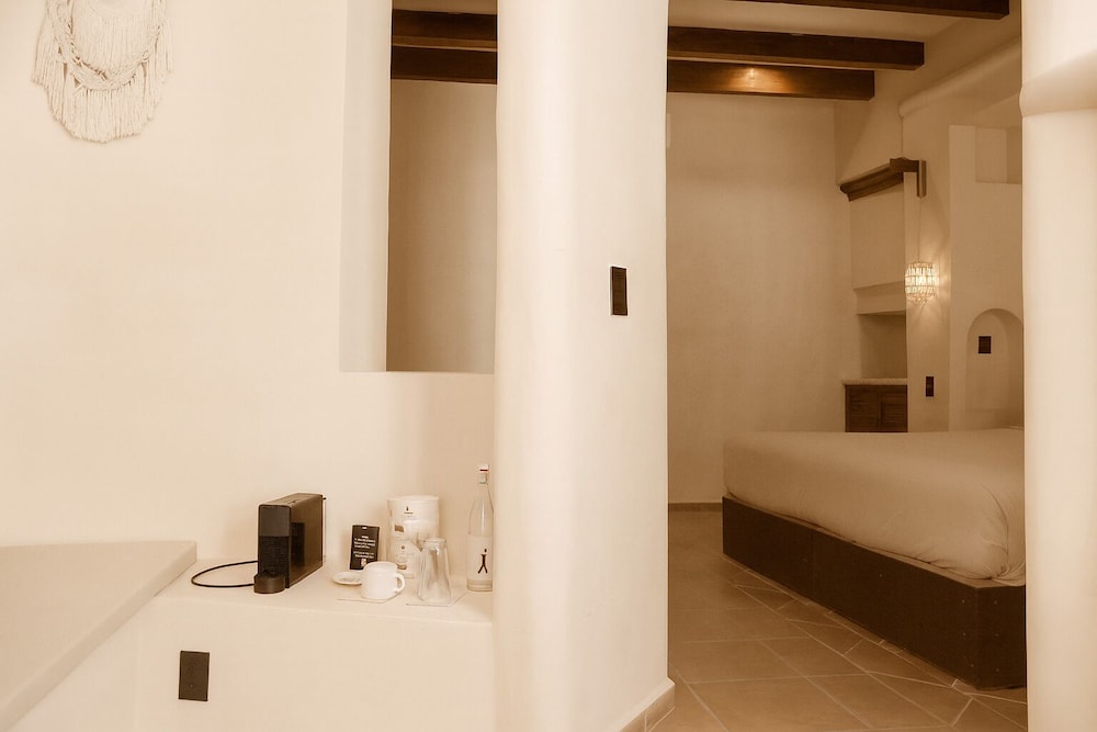 enigmatic hotel experience