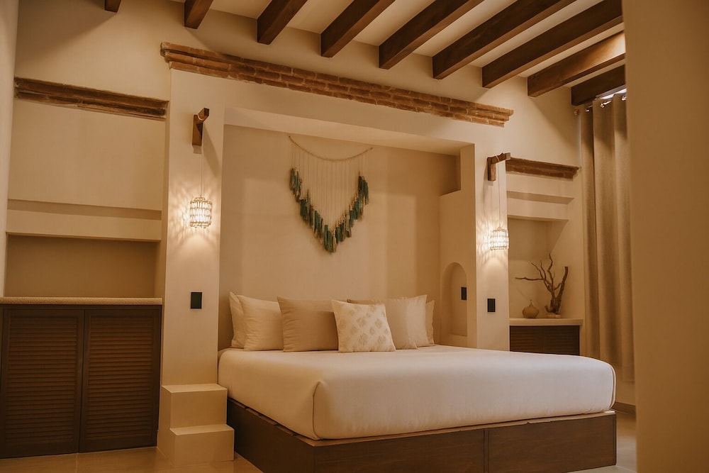 enigmatic hotel experience