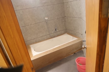 hotel shri radha orchid