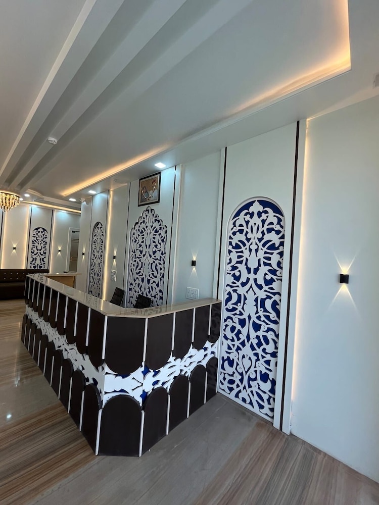 hotel shri radha orchid