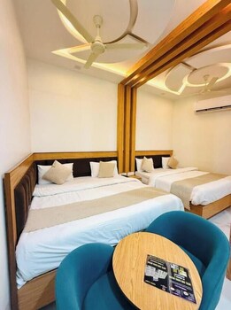 hotel shri radha orchid