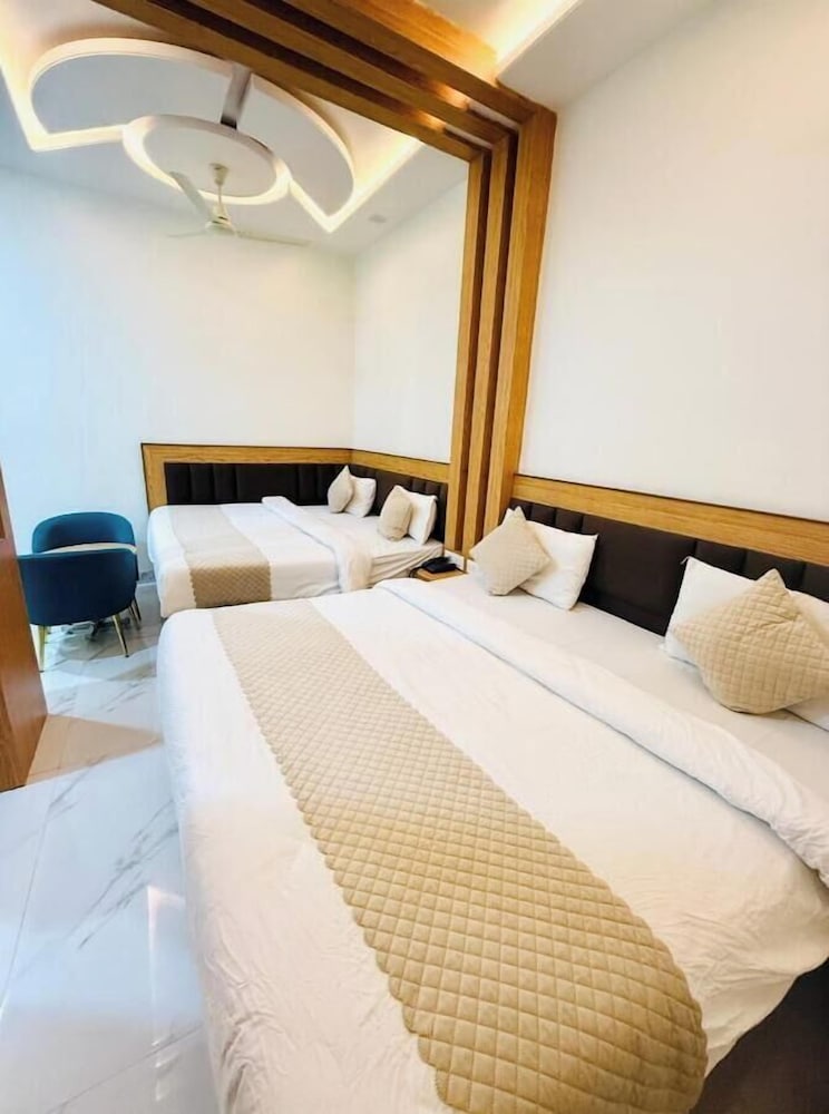 hotel shri radha orchid