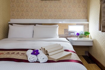 ever luck hotel
