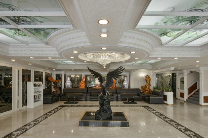 ever luck hotel