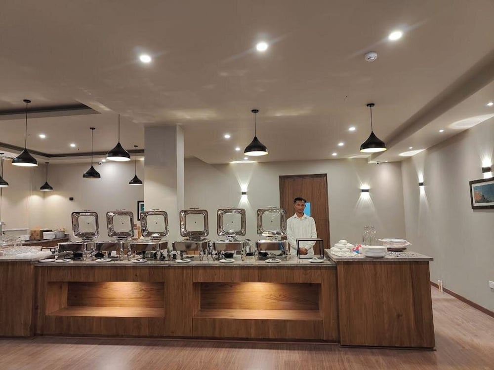 hotel mountain vibes