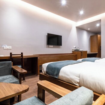 hotel mountain vibes