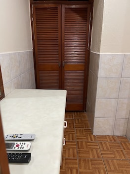 st anns guest house ltd