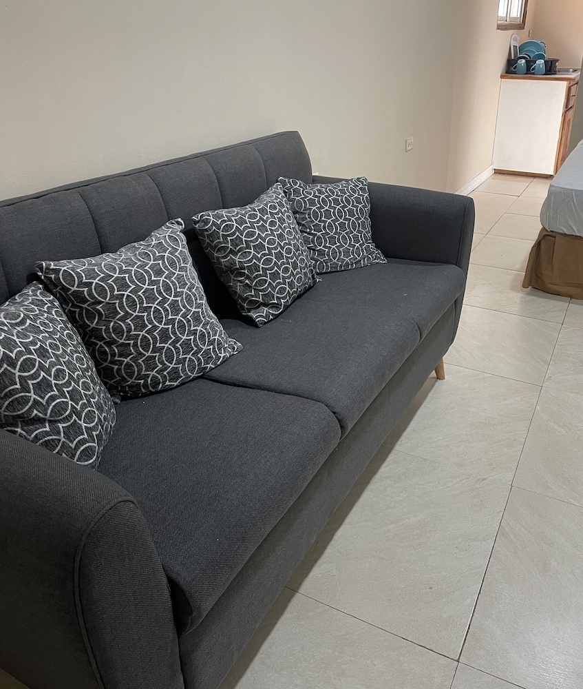 st anns guest house ltd