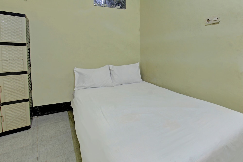 spot on 92882 penginapan 3 bersaudara