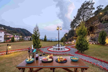 ama stays and trails barefoot bungalow dhanaulti