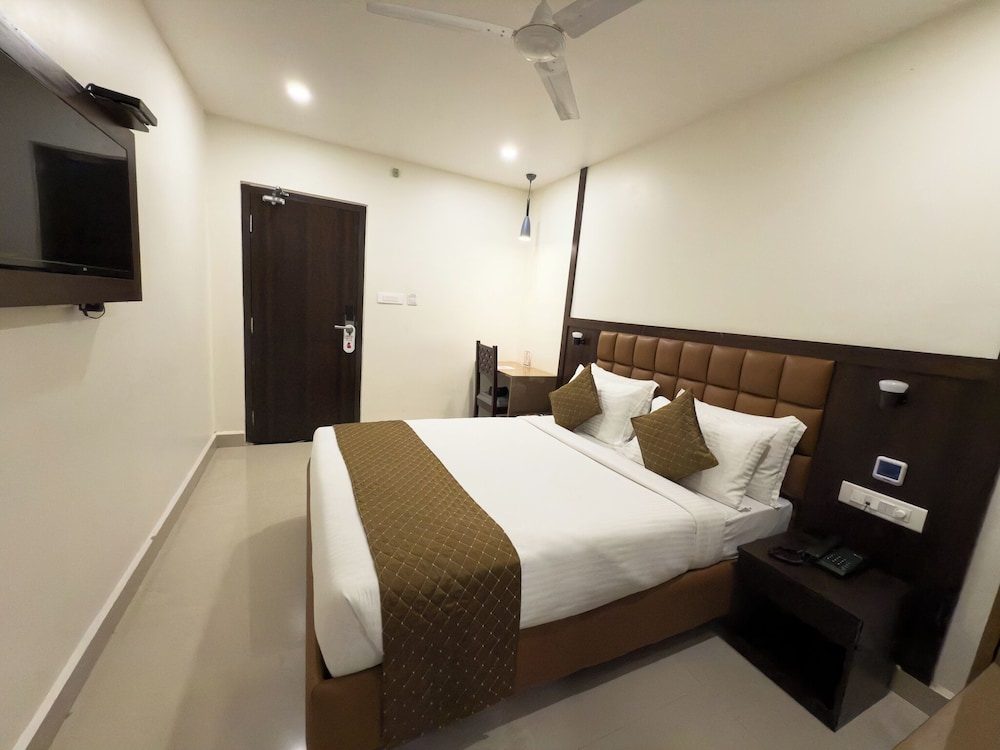 hotel landridge hitech city