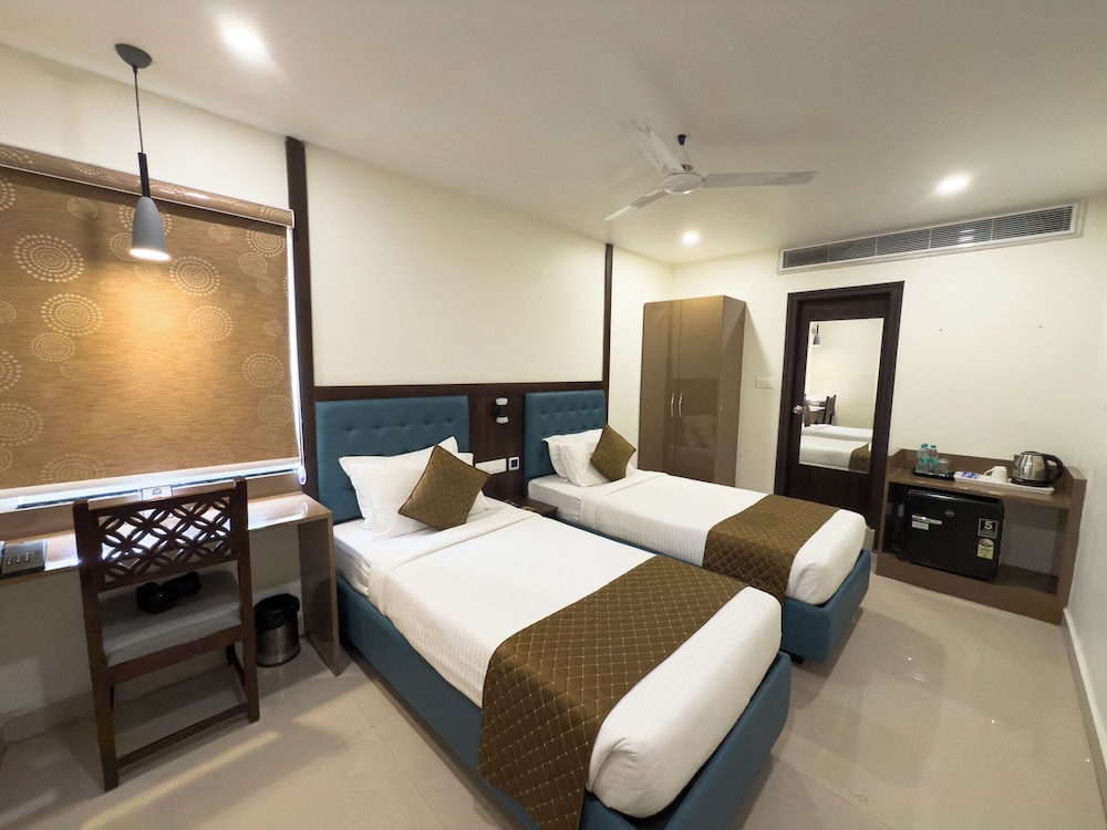 hotel landridge hitech city