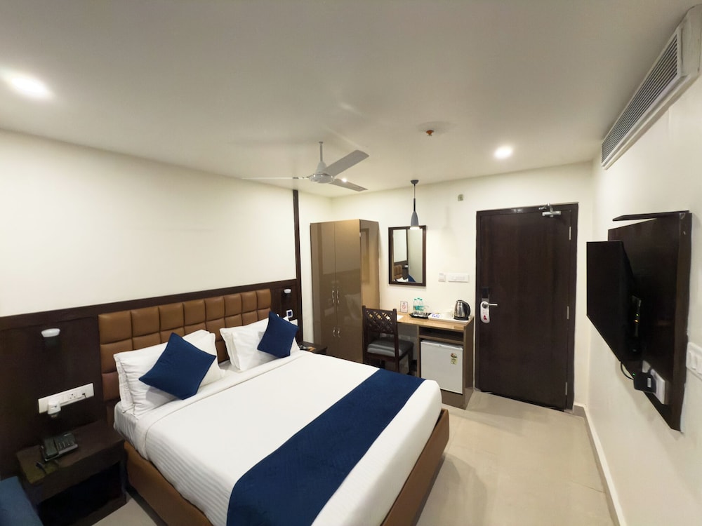 hotel landridge hitech city