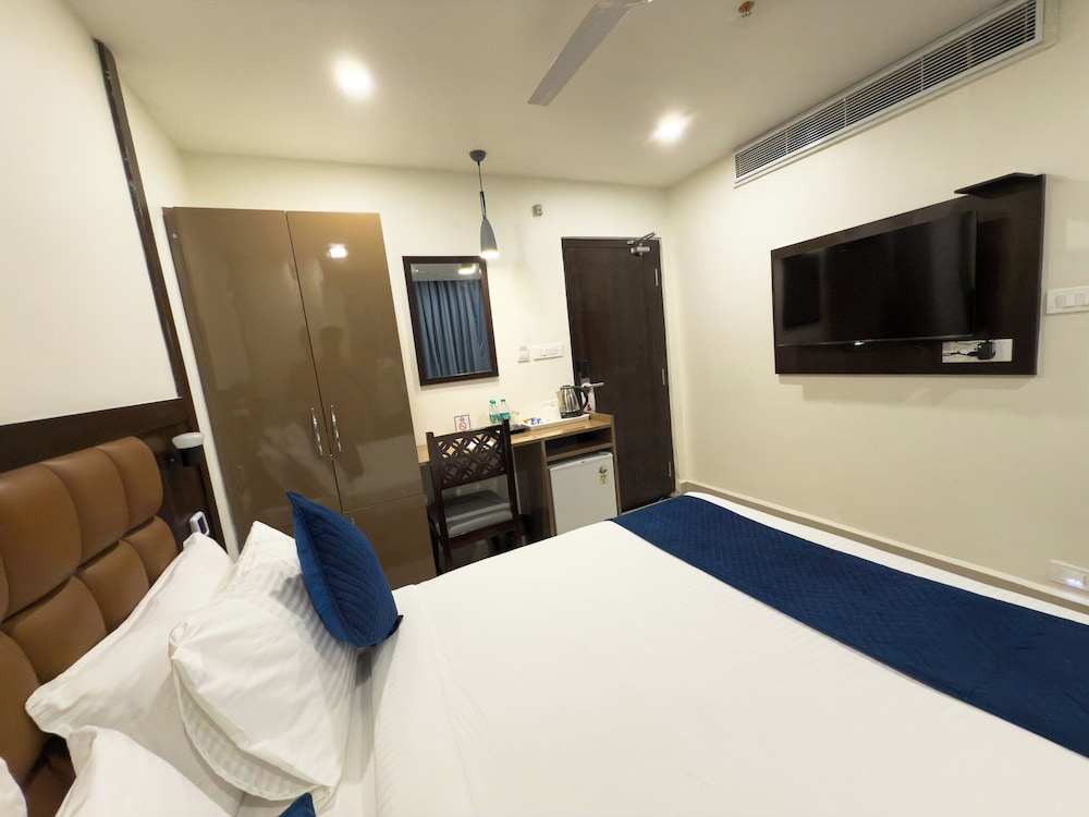 hotel landridge hitech city
