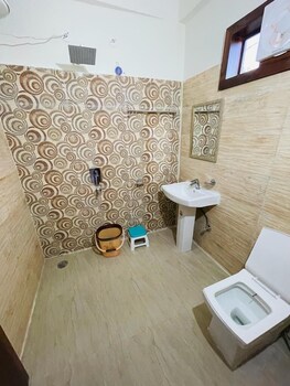 hotel kohinoor and restaurant