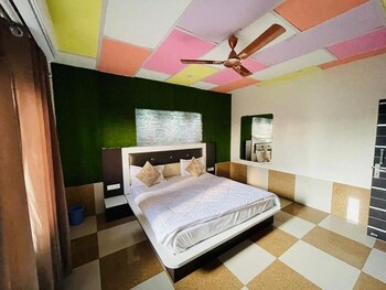 Hotel Kohinoor And Restaurant,,0 star