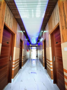 hotel hill river view resort