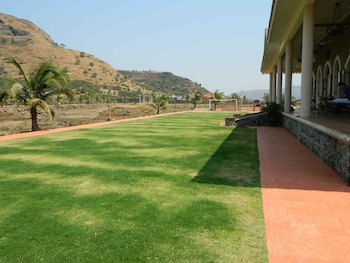 ama stays and trails patus haven lonavala