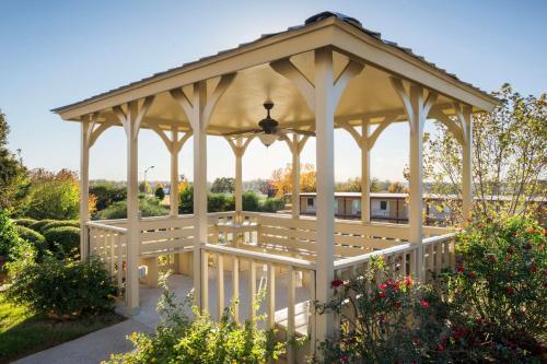 hampton inn forrest city