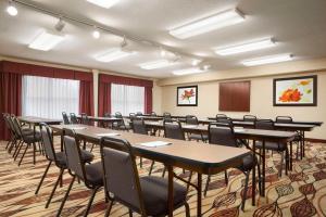 hampton inn forrest city