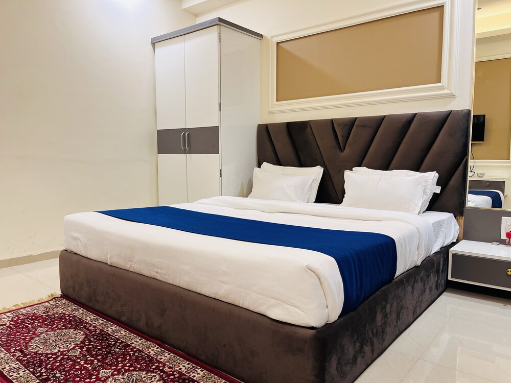 hotel shree palace
