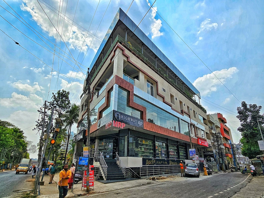hotel aaryan comforts