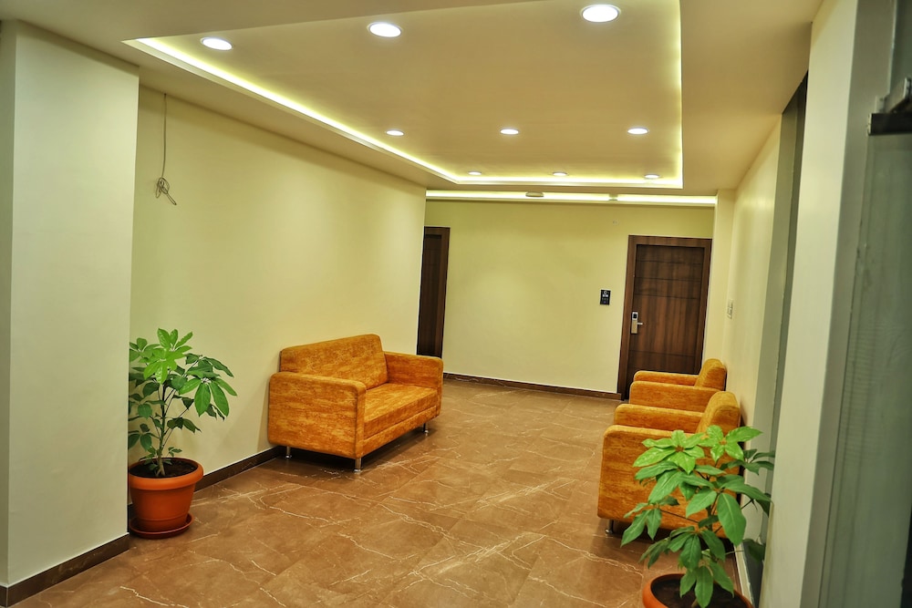 hotel aaryan comforts