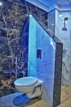 hotel aaryan comforts